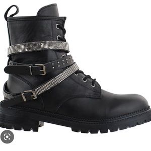 Steve Madden Captain Combat Boots
